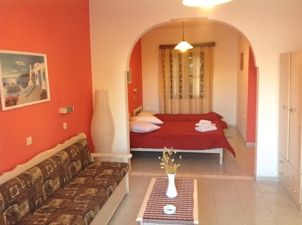 Pansion Zaharoula Hotel Fira  Ngoại thất bức ảnh