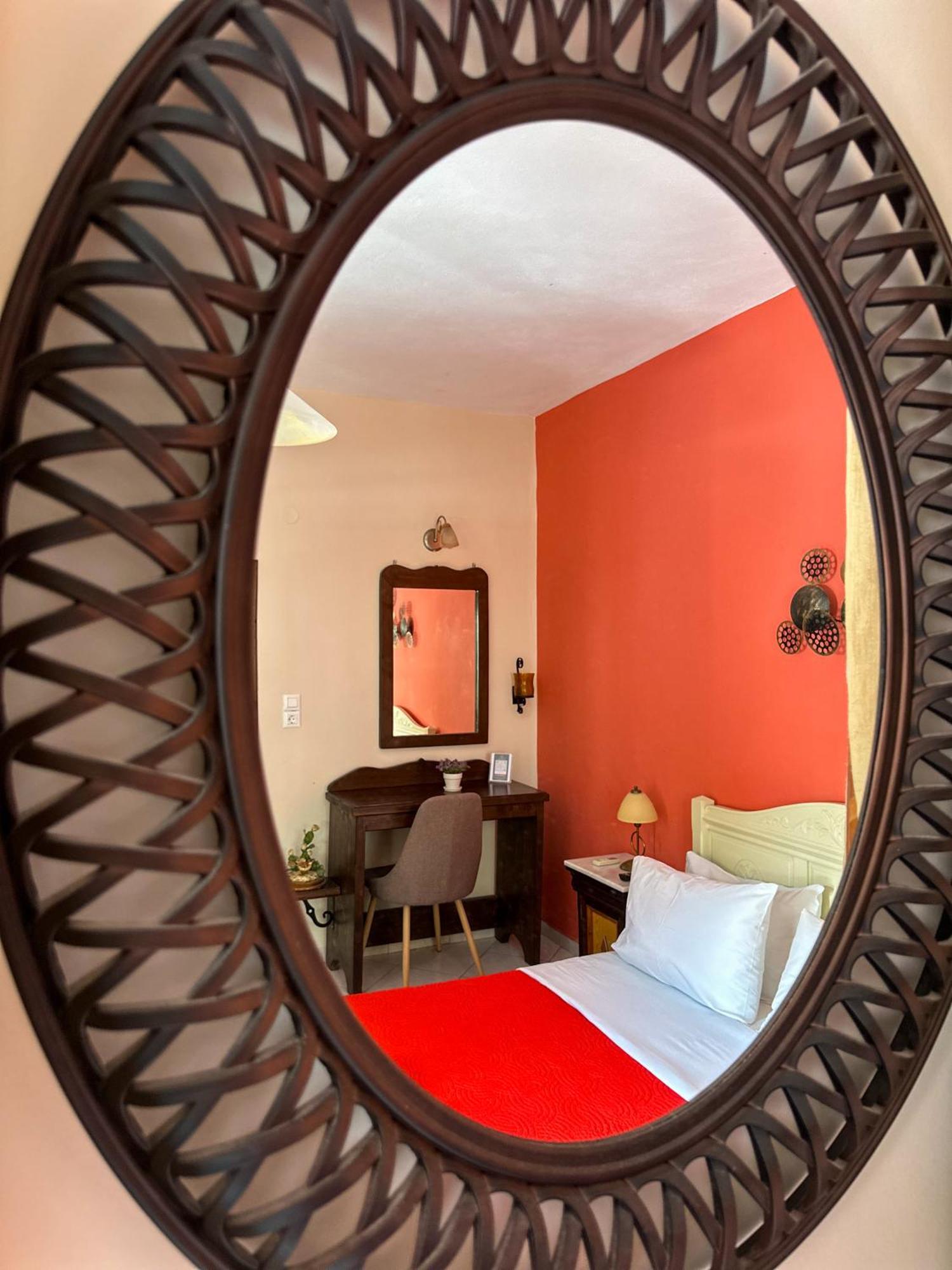 Pansion Zaharoula Hotel Fira  Ngoại thất bức ảnh