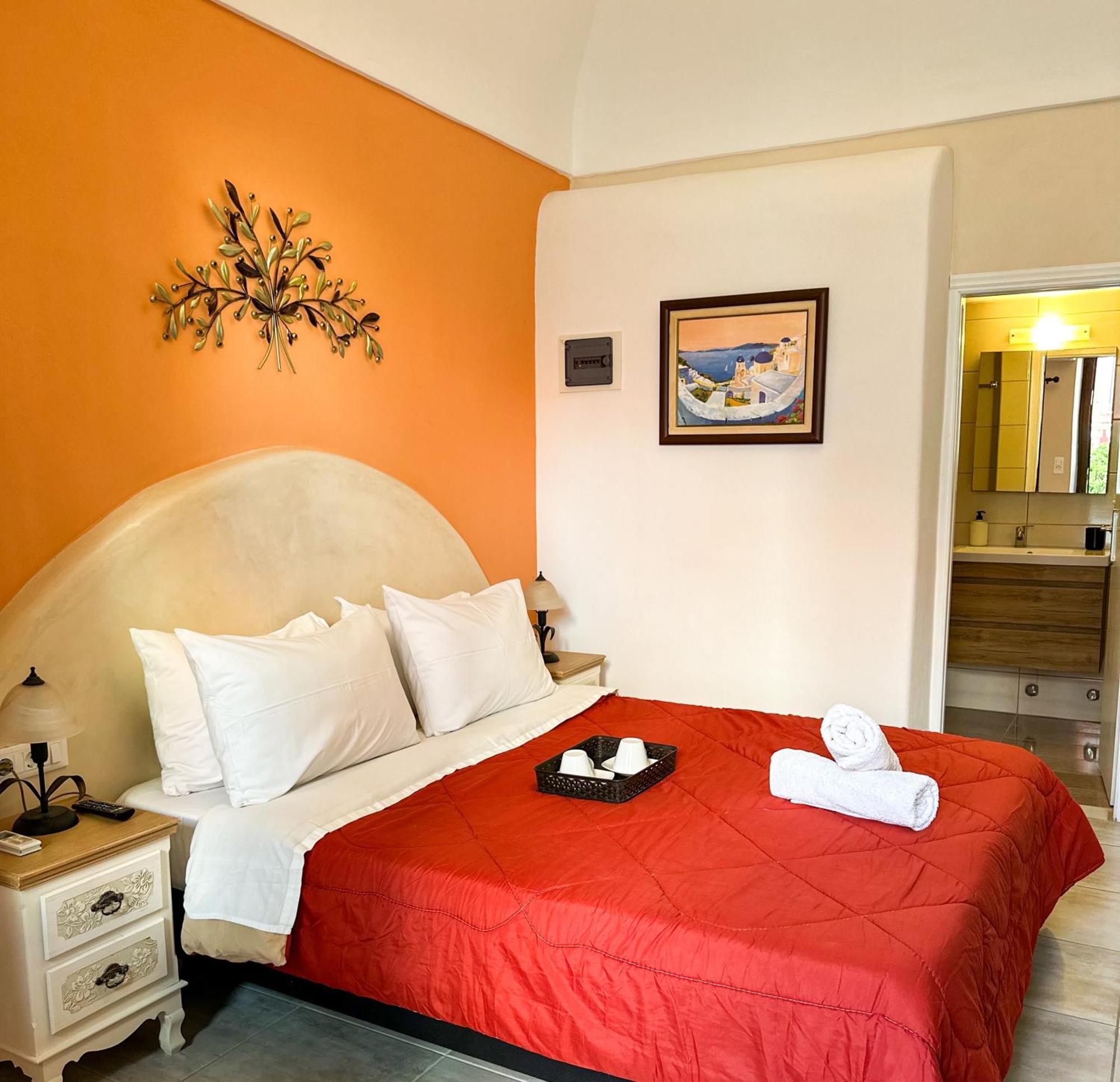 Pansion Zaharoula Hotel Fira  Ngoại thất bức ảnh
