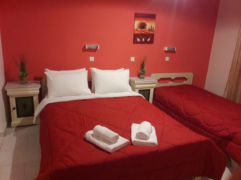 Pansion Zaharoula Hotel Fira  Ngoại thất bức ảnh