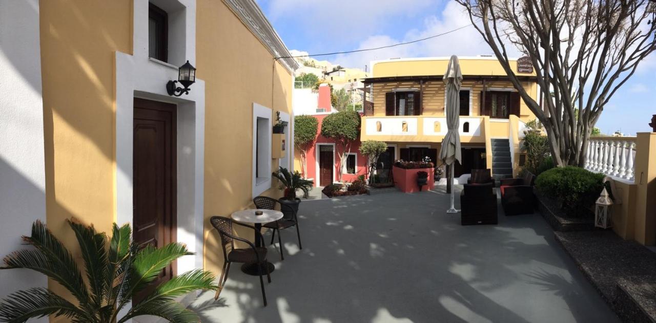 Pansion Zaharoula Hotel Fira  Ngoại thất bức ảnh